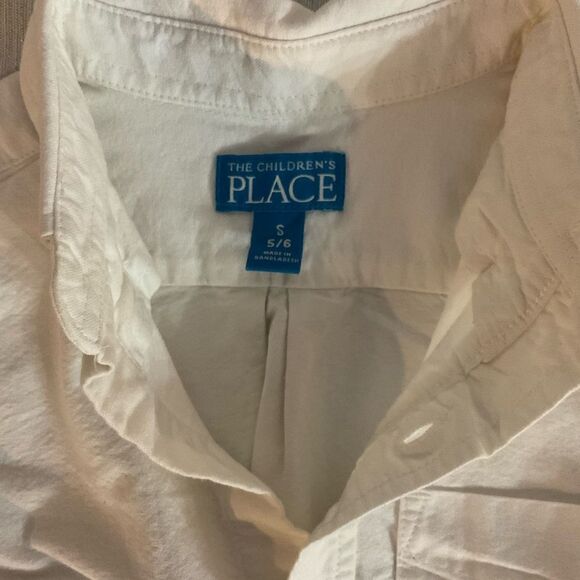 The Childrens Place Button Down Collared Dress Shirt Boys - Picture 3 of 3